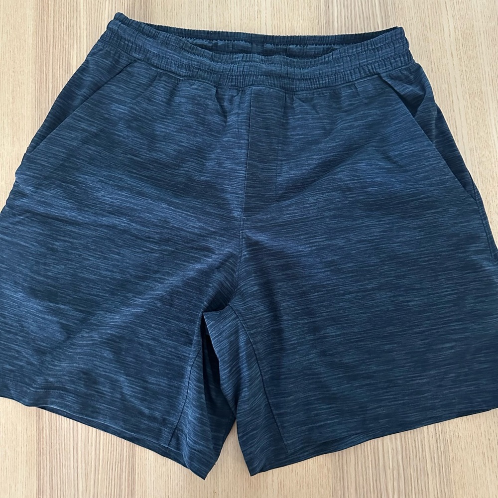 Men’s - Lululemon - Pace Breaker Linerless Short 7” - Blue - Size Medium